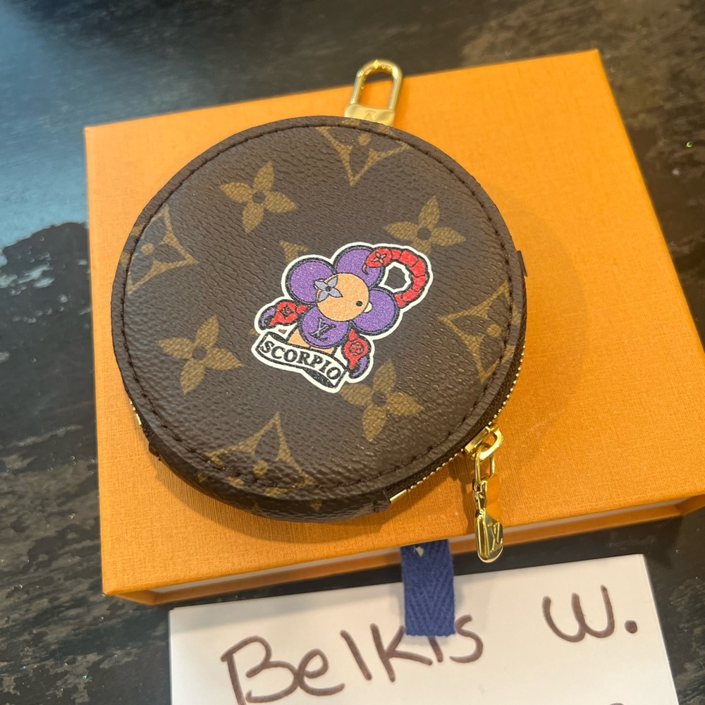 Louis vuitton coin purse scorpio